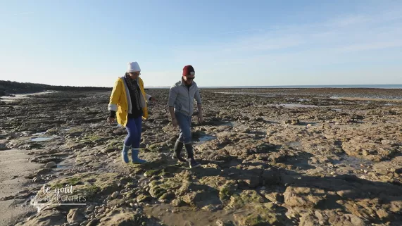 France et Guillaume à la pêche à marée basse France et Guillaume à la pêche à marée basse