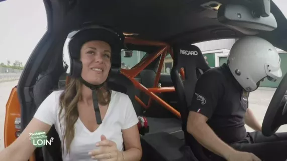 Pourquoi chercher plus loin avec Chloé - crédit FTV Pourquoi chercher plus loin avec Chloé - crédit FTV