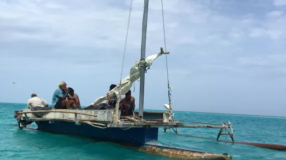 DES BATEAUX D'HIER ET D'AUJOURD'HUI