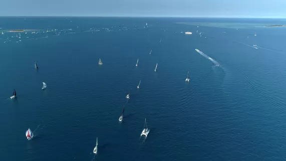 ©p4 groupama race