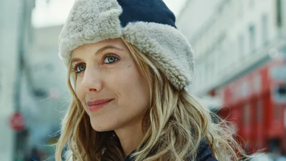 © 2011 Vertigo Productions / TF1 Droits Audiovisuels / UGC Images ET SOUDAIN TOUT LE MONDE ME MANQUE