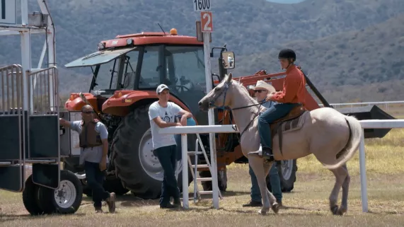 Dans les pas du hippisme calédonien Dans les pas du hippisme calédonien