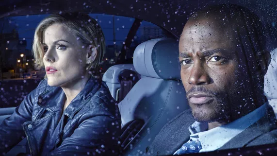 FIRST MURDER - SAISON 1