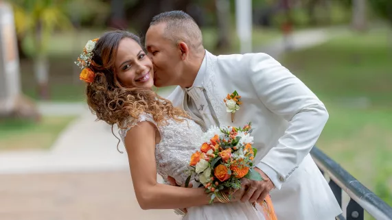 LAMOUR LE DOU  - SAISON 8 LAMOUR LE DOU  - SAISON 8