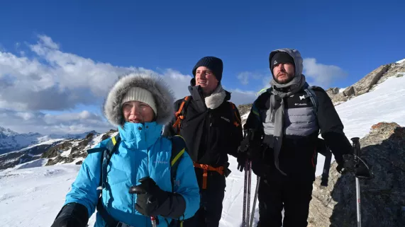NOS TERRES INCONNUES DANS LE QUEYRAS NOS TERRES INCONNUES DANS LE QUEYRAS