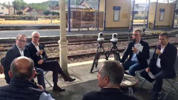 tournage sur le quai de gare