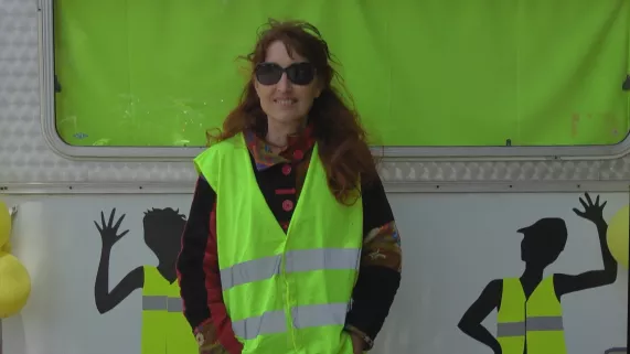 Collection Femmes en jaune : Les Combattantes Les Combattantes