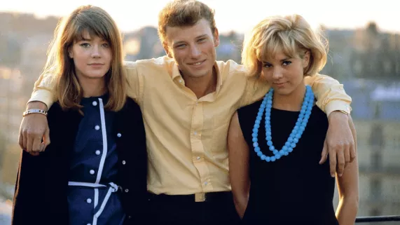 GÉNÉRATION SALUT LES COPAINS GÉNÉRATION SALUT LES COPAINS