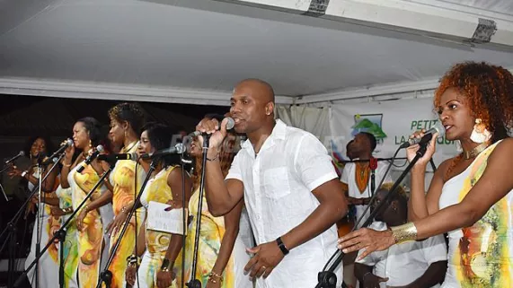 LE GROUPE ID-OR - CHANTÉ NWÈL le groupe ID OR @Jean Rennela