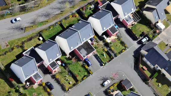 RÊVE PAVILLONNAIRE, LES DESSOUS D’UN MODÈLE