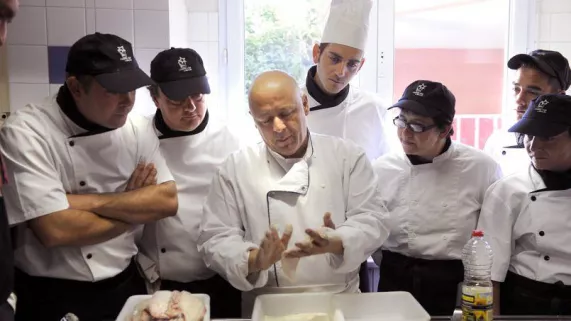 Les Uns avec les Autres, dans les pas de Thierry Marx Les Uns avec les Autres, dans les pas de Thierry Marx