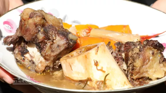 Pot-au-feu et échaudé de sarrasin à Crozant  Pot-au-feu et échaudé de sarrasin à Crozant