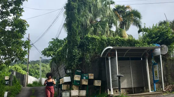 ARCHIPELS : LES FILLES DU COIN