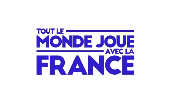 TOUT LE MONDE JOUE AVEC LA FRANCE