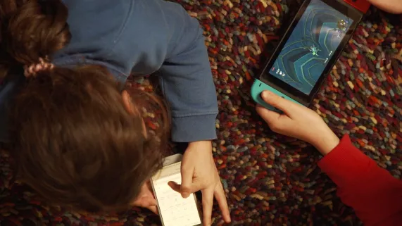 ABUS D'ECRAN : notre cerveau en danger ?