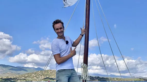 LA CARTE AUX TRÉSORS