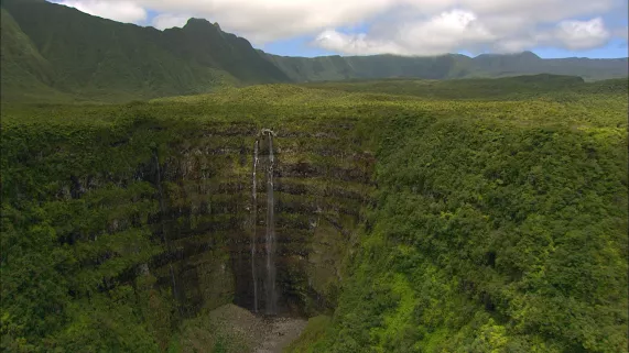 LA RÉUNION, L’ÎLE INTENSE