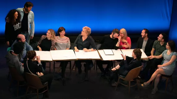 LA TROUPE A PALMADE S'AMUSE AVEC MURIEL ROBIN