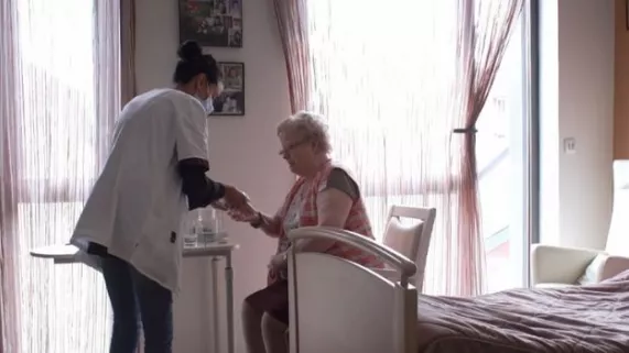 Ehpad à huis clos Ehpad à huis clos