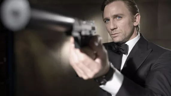 Greg WILLIAMS / © Danjaq, LLC, United Artists Corporation & Columbia Pictures Industries, Inc. All Rights Reserved. CASINO ROYALE