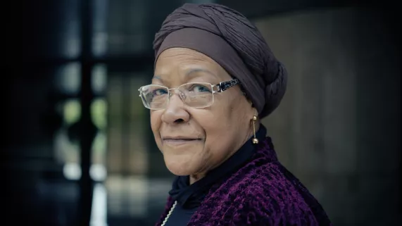 VOIX DE L'ANGE : CHRISTIANE EDA-PIERRE VOIX DE L'ANGE : CHRISTIANE EDA-PIERRE