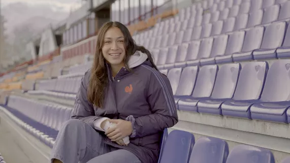 Manae Feleu, Captain Fenua