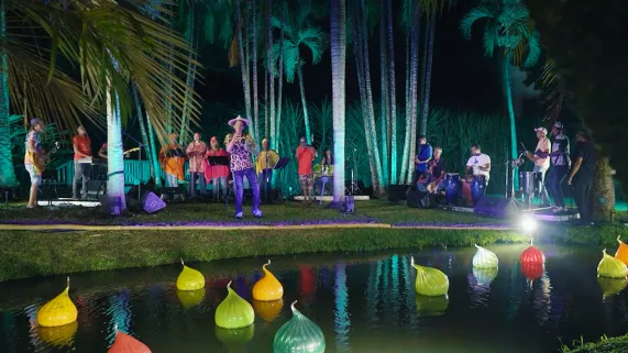 Chanté Nwèl : Robert Mavounza et le groupe Bakwa Nwèl