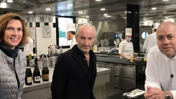 Ça Roule en Cuisine - Alexandre Bader et Arnaud Lallement, crédit FTV Ça Roule en Cuisine - Alexandre Bader et Arnaud Lallement, crédit FTV