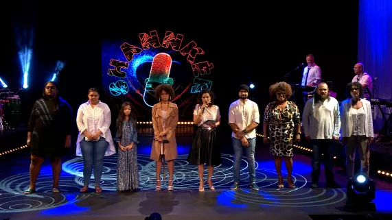 SHANNKER Concours de chant innovant à partir d’une « set list » de 8 chansons.  Huit candidats seront sélectionnés par la chaine à l’issue d’un casting par voies électroniques.  Chacun prépare sa « set list » de 8 chansons qu’il souhaite interpréter lors de l’émission dont deux qui lui serviront lors d’une phase de repêchage, le cas échéant.