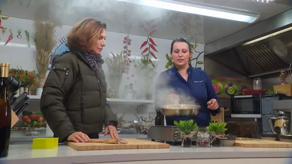 Ça roule en cuisine - Marie Carrer – crédit FTV Ça roule en cuisine - Marie Carrer – crédit FTV