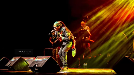 Nikko fête ses 30 ans de carrière à l'Encre (Guyane) Nikko fête ses 30 ans de carrière à l'Encre (Guyane)