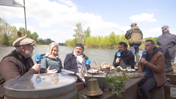 Willy vient déjeuner chez vous à Chatillon sur Loire Willy vient déjeuner chez vous à Chatillon sur Loire