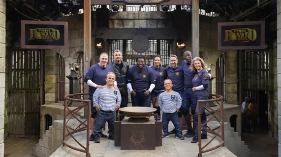 FORD BOYARD EPISODE 8 2022 SUR REUNION LA 1ERE Retrouvez pour cette huitième émission :  Messmer, Vaimalama Chaves, Moussa Niangane, Caroline Margeridon, Philippe Caverivière, Edgar-Yves Monnou  Ils joueront pour l'association laVita  Le dispositif laVita apporte un soutien psychologique aux mineurs, adolescents et jeunes adultes âgés de 13 à 25 ans, depuis 2017. Cette aide est innovante, parce qu’immédiate et gratuite. Le dispositif laVita offre un accompagnement psychologique gratuit dans le cadre de 16 consultations vers un psychologue ou un psychiat