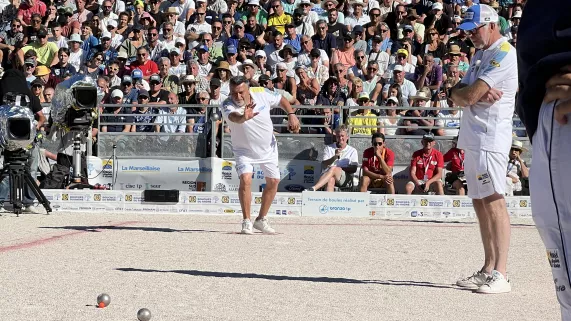 Joueur au Mondial La Marseillaise à pétanque