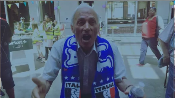 Documentaire PAPY FOOT de France 3 Paris Ile-de-France Documentaire PAPY FOOT de France 3 Paris Ile-de-France