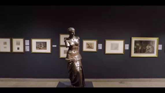 Résonances, le Louvre à La Réunion. Résonances - Le Louvre à La Réunion. C’est le nom d’une exposition d’arts graphiques inédite et exceptionnelle, à découvrir dans 5 musées de l’île. Elle comprend 236 dessins prêtés gracieusement par le prestigieux Musée du Louvre, qui expose pour la toute première fois de son histoire, dans les Outremers.