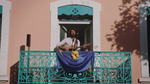 Documentaire "Revivre en chansons"