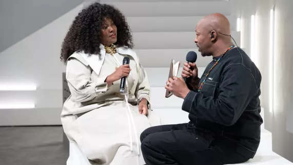 Batiment B Yseult et Zed Yun Pavarotti @VincentDucard