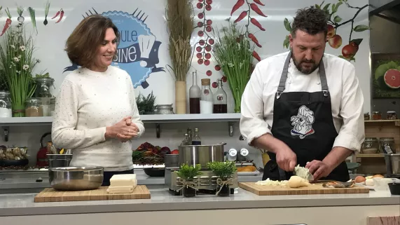 Ça roule en cuisine - Les Petites Cocottes – crédit FTV Ça roule en cuisine - Les Petites Cocottes – crédit FTV