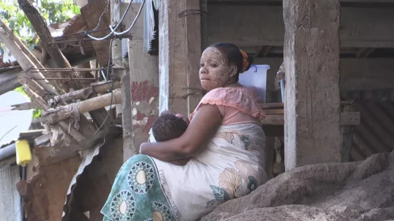 ©Memento - Easy company ©Memento - Easy company