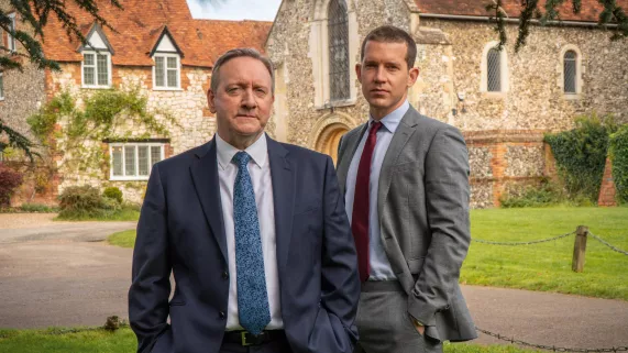 © Mark Bourdillon Copyright @ Bentley Productions Ltd & A3M International