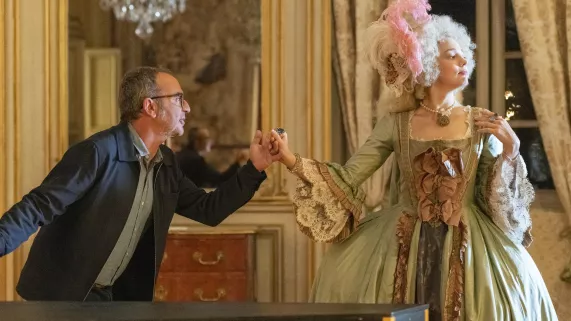 La guerre des trônes (s6) / © Nathalie Guyon / FTV Bruno Solo et Marina Delmonde (rôle Marie-Antoinette) pr GDT6 © Nathalie Guyon / FTV