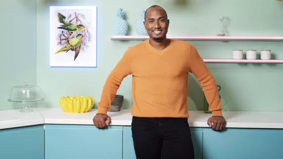 Outre-Mer le Mag - Lemag Brice Laurent Dubois photos: Louis Adrien Le Blay/ FTV