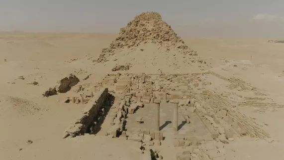 Les pyramides perdues des rois soleil