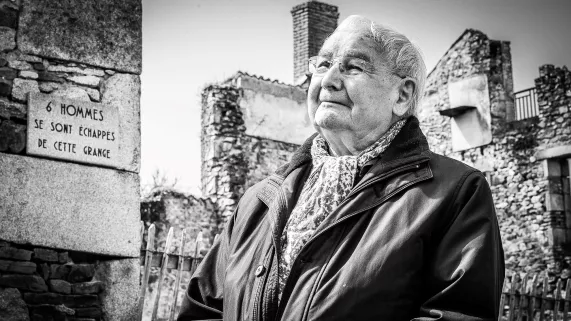Robert Hébras-dernier survivant du massacre d'Oradou-sur-Glane Robert Hébras - Oradou-sur-Glane