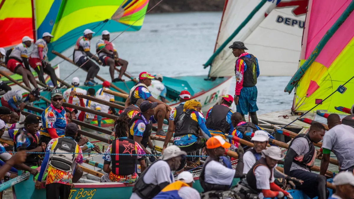 Tour de Martinique des Yoles Rondes