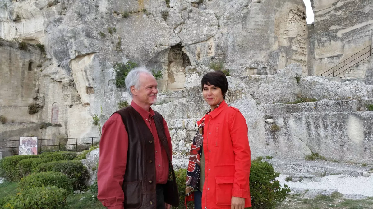 Carine Aigon avec l'un de ses invités