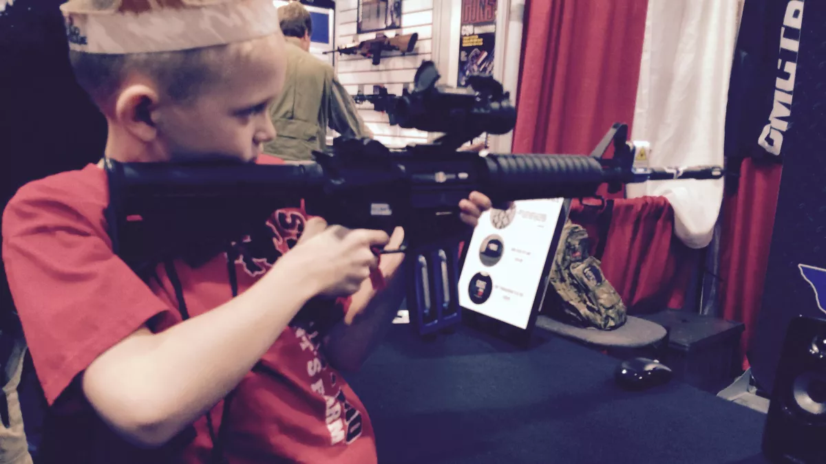 © Homemade USA, LE PAYS QUI ARME SES ENFANTS
