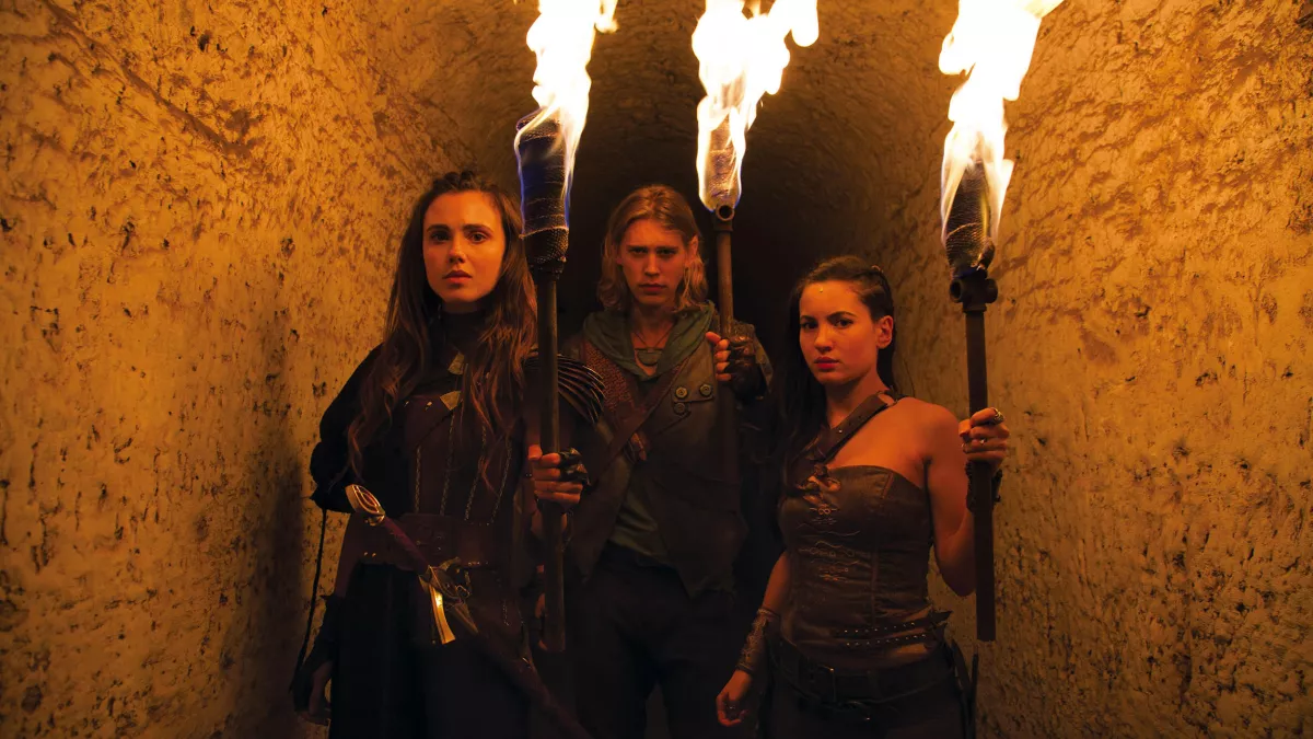 © 2015 Viacom International Inc. and Sonar Entertainment Distribution, LLC, All Rights Reserved LES CHRONIQUES DE SHANNARA