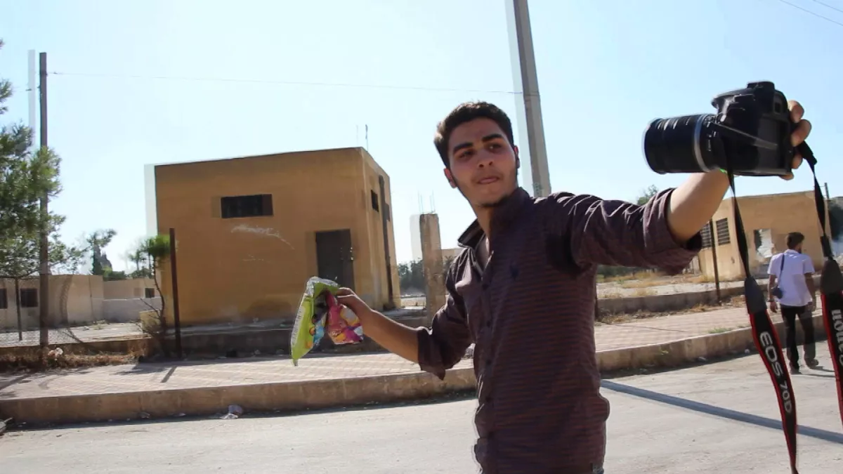 © La Jolie Prod / Sunset Presse SYRIE, TEMOINS A CHARGE